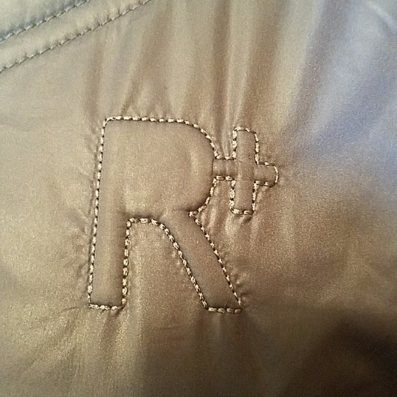 Rocawear Puffer Vest - Picture 4 of 6